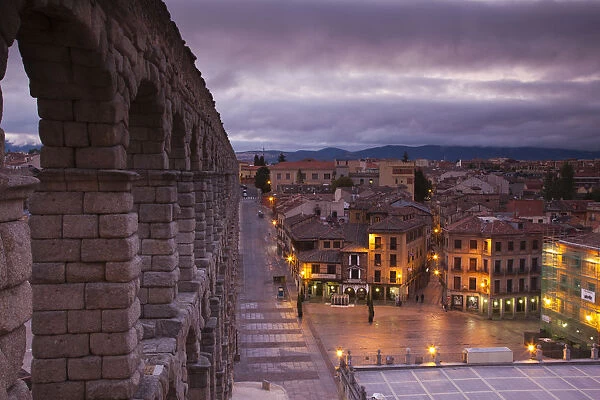 Spain, Castilla y Leon Region, Segovia Province, Segovia, town view over Plaza Azoguejo