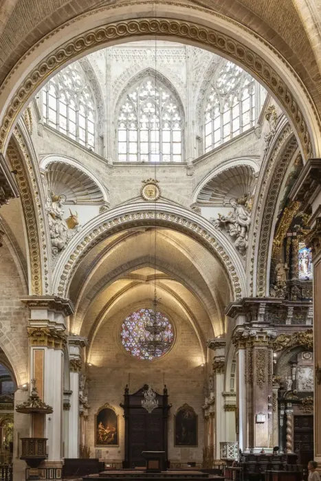 Framed Print : Spain, Comunidad Valenciana, Valencia, Lateral view of the cross vault of the Cathedral