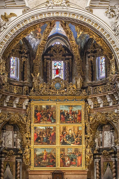 Spain, Comunidad Valenciana, Valencia, The altarpiece of the Cathedral
