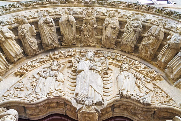 Spain, Galicia, Santiago de Compostela, decorative arch at church