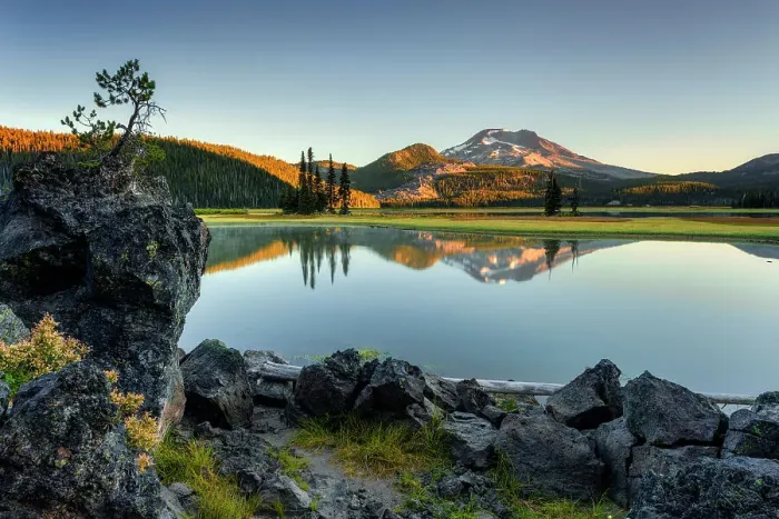 Framed Print : Sparks Lake on the Cascade Lakes Scenic Byway, Bend Oregon, USA Framed Print : Sparks Lake on the Cascade Lakes Scenic Byway, Bend Oregon, USA