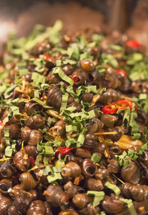 Framed Print : Spicy snails, Hoi An (UNESCO World Heritage Site), Quang Ham, Vietnam