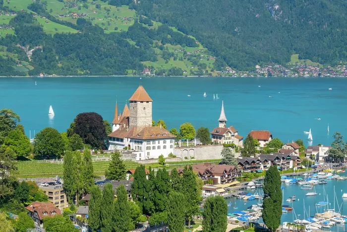 Framed Print : Spiez, Lake Thun, Berner Oberland, Switzerland
