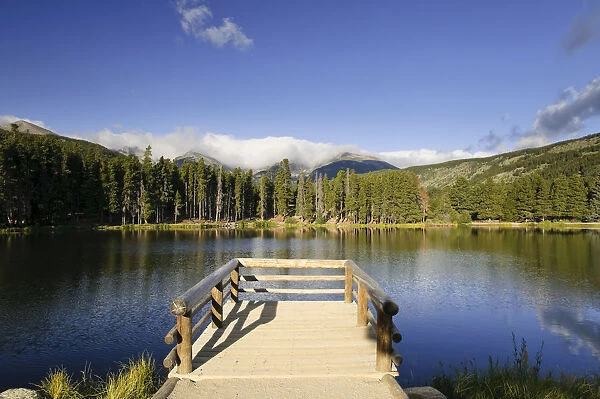 Sprague Lake, Rocky Mountain National Park, Estes Park, Colorado, USA