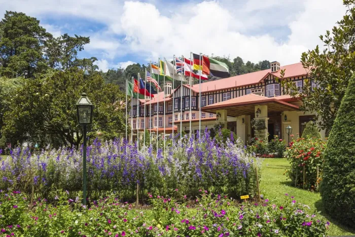 Framed Print : Sri Lanka, Nuwara Eliya, The Grand Hotel, The former residence of Sir Edward Barnes