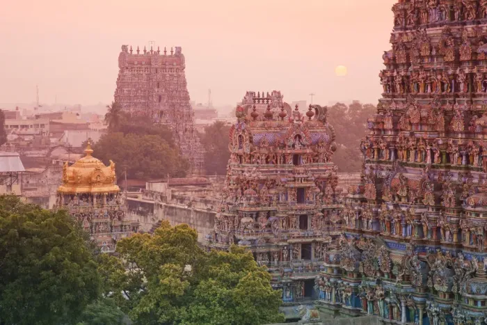 Framed Print : Sri Meenakshi Temple, sunset, Madurai, Tamil Nadu, India Framed Print : Sri Meenakshi Temple, sunset, Madurai, Tamil Nadu, India