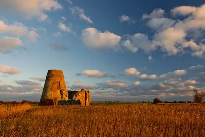 Framed Print : St. Benets Abbey, Norfolk Broads National Park, Norfolk, England