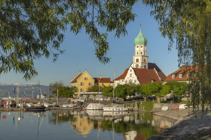 Framed Print : St. Georg church and castle on peninsula, Wasserburg, Lake Constance, Swabia, Bavaria Framed Print : St. Georg church and castle on peninsula, Wasserburg, Lake Constance, Swabia, Bavaria