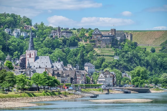 Framed Print : St. Goar with Rheinfels castle, Rhine valley, Rhineland-Palatinate, Germany Framed Print : St. Goar with Rheinfels castle, Rhine valley, Rhineland-Palatinate, Germany