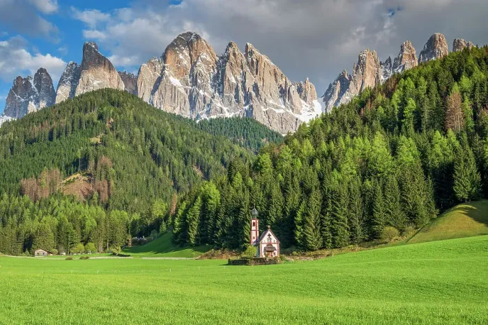 Framed Print : St. Johann in Ranui church with Odle (Geislergruppe) mountain group behind, Dolomites, Villnoss-Val di Funes, Alto Adige-Sudtirol, Italy Framed Print : St. Johann in Ranui church with Odle (Geislergruppe) mountain group behind, Dolomites, Villnoss-Val di Funes, Alto Adige-Sudtirol, Italy