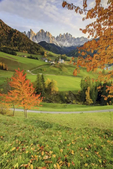 Framed Print : St. Magdalena village. In the background the Odle Mountains