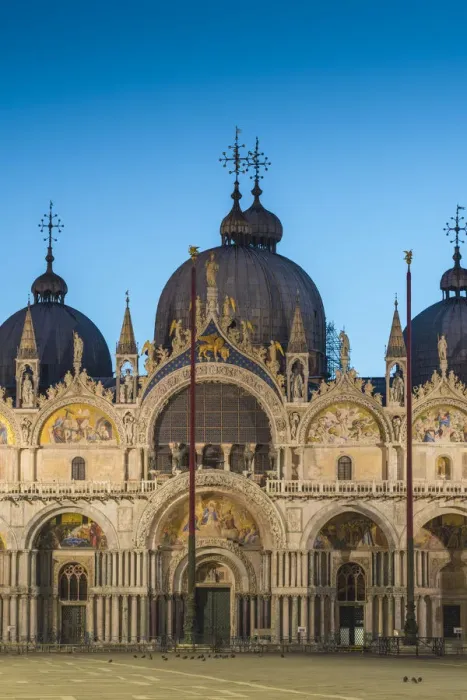 Framed Print : St Marks square and basilica at dusk, Venice, Veneto, Italy Framed Print : St Marks square and basilica at dusk, Venice, Veneto, Italy