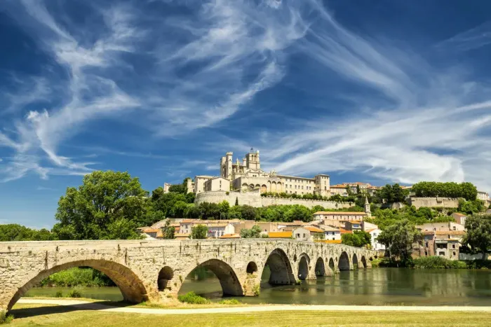 Framed Print : St. Nazaire & Pont Vieux, Beziers, Occitanie, France Framed Print : St. Nazaire & Pont Vieux, Beziers, Occitanie, France