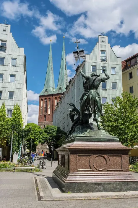 Framed Print : St. Nicholas Church, Nikolaiviertel district, Berlin, Germany