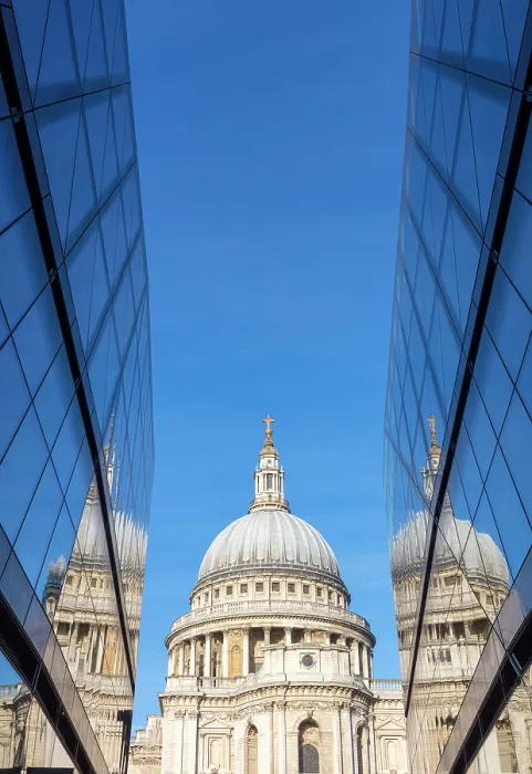 Framed Print : St Paul's Cathedral framed by glass walls of the One New Change shopping centreLondon, England Framed Print : St Paul's Cathedral framed by glass walls of the One New Change shopping centreLondon, England
