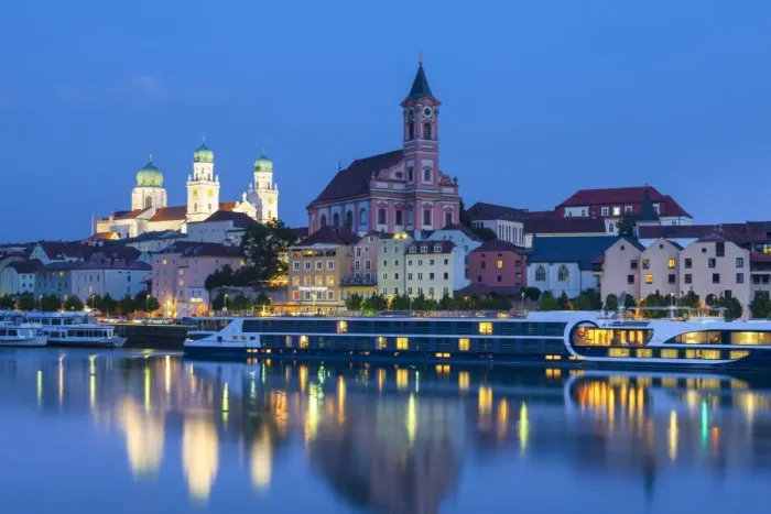 Framed Print : St. Pauls church & St. Stephans Cathedral illuminated at dusk, Passau, Lower Bavaria Framed Print : St. Pauls church & St. Stephans Cathedral illuminated at dusk, Passau, Lower Bavaria