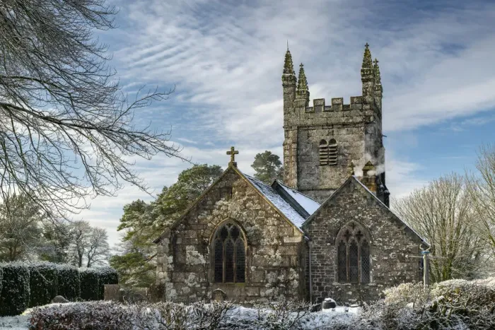 Framed Print : St Petrocs Church in the village of Lydford on a snowy winter morning, Dartmoor Framed Print : St Petrocs Church in the village of Lydford on a snowy winter morning, Dartmoor