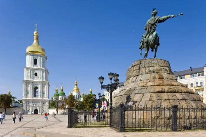 Framed Print : St. Sophia Cathedral & Bohdan Khmelnytsky Statue, Kiev, Ukraine Framed Print : St. Sophia Cathedral & Bohdan Khmelnytsky Statue, Kiev, Ukraine