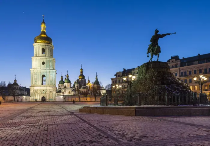 Framed Print : St. Sophias Cathedral and Bell Tower, Sofiyivska Square, Kiev (Kyiv), Ukraine Framed Print : St. Sophias Cathedral and Bell Tower, Sofiyivska Square, Kiev (Kyiv), Ukraine