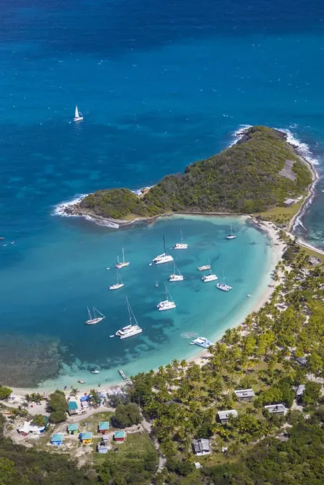 Framed Print : St Vincent and The Grenadines, Aerial view of Mayreau Island Framed Print : St Vincent and The Grenadines, Aerial view of Mayreau Island