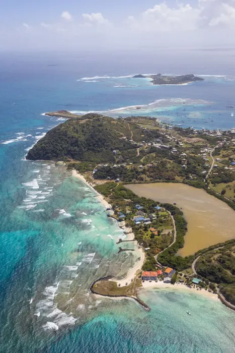 Framed Print : St Vincent and The Grenadines, Aerial view of Union Island looing towards Belmont Bay Framed Print : St Vincent and The Grenadines, Aerial view of Union Island looing towards Belmont Bay