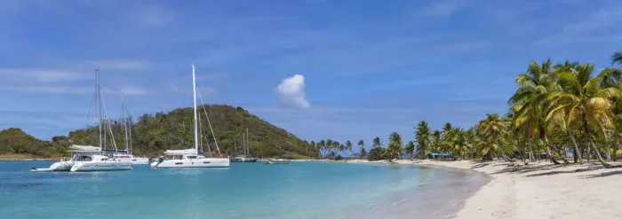 Framed Print : St Vincent and The Grenadines, Mayreau, Saltwhistle Bay Framed Print : St Vincent and The Grenadines, Mayreau, Saltwhistle Bay