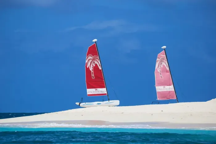 Framed Print : St Vincent and The Grenadines, Palm Island, Catamarans on beach Framed Print : St Vincent and The Grenadines, Palm Island, Catamarans on beach