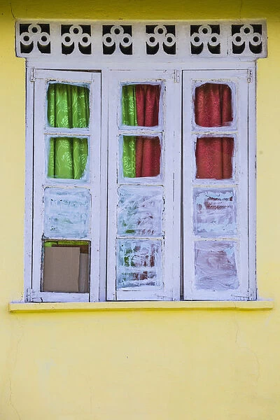 St Vincent and The Grenadines, Union Island, Clifton, Colourful windows