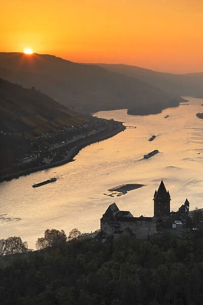 Stahleck and Rhine River, Bacharach, Rhine Valley, Rhineland-Palatinate, Germany