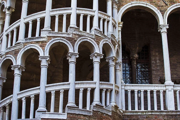 Staircase, Palazzo Contarini del Bovolo, Venice, Veneto, Italy