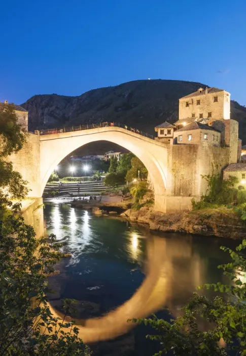 Framed Print : Stari Most Bridge at night, Mostar, Bosnia & Hercegovina Framed Print : Stari Most Bridge at night, Mostar, Bosnia & Hercegovina