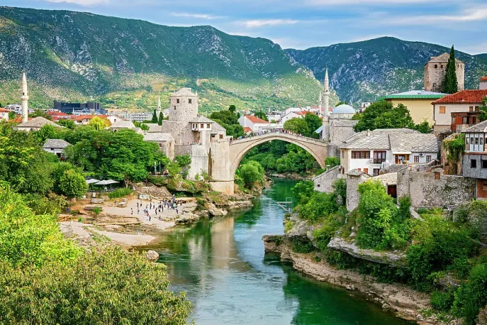 Framed Print : Stari Most, Old Bridge, Neretva River Mostar, Bosnia Herzegovina, Balkans Framed Print : Stari Most, Old Bridge, Neretva River Mostar, Bosnia Herzegovina, Balkans