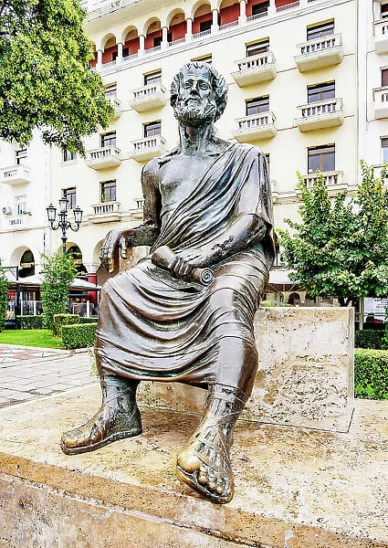 Statue of Aristotle, Aristotelous Square, Thessaloniki, Central Macedonia, Greece