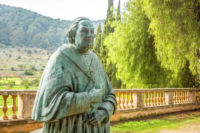 Framed Print : Statue of Cardinal Despuig in the garden of the Raixa estate, Bunyola, Mallorca, Balearic Islands, Spain Framed Print : Statue of Cardinal Despuig in the garden of the Raixa estate, Bunyola, Mallorca, Balearic Islands, Spain