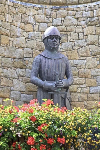 Statue of Edler Schweizer Ritter Othon, Soldier and Diplomat, St. Peter Port, Guernsey