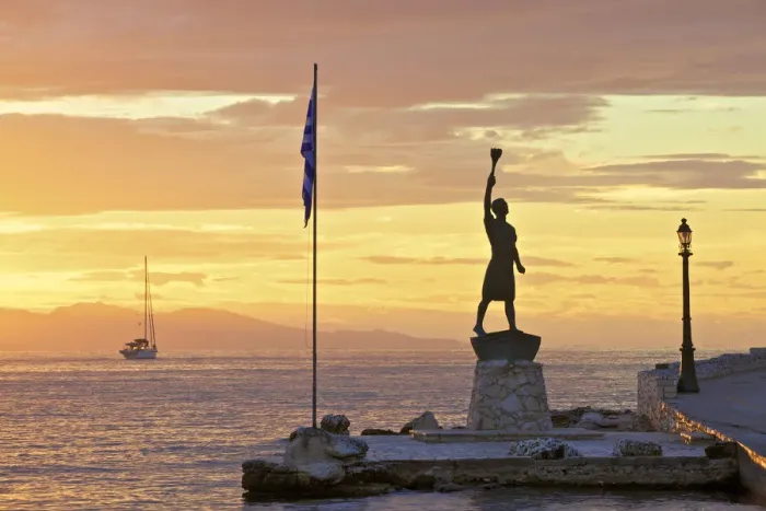 Framed Print : Statue of Giorgos Anemogiannis at The Harbour Entrance, Gaios Harbour, Paxos Framed Print : Statue of Giorgos Anemogiannis at The Harbour Entrance, Gaios Harbour, Paxos