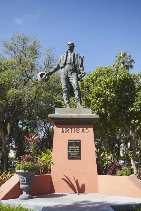 Framed Print : Statue of Jose Gervasio Artigas in Plaza Uruguaya, Asuncion, Paraguay
