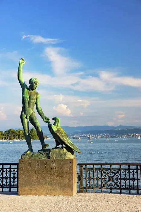 Framed Print : Statue at Lake Zurich, Zurich, Switzerland Framed Print : Statue at Lake Zurich, Zurich, Switzerland