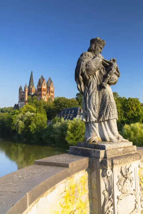 Framed Print : Statue on Old Lahn Bridge (Alte Lahnbrucke) and Cathedral (Dom), Limburg, Hesse, Germany