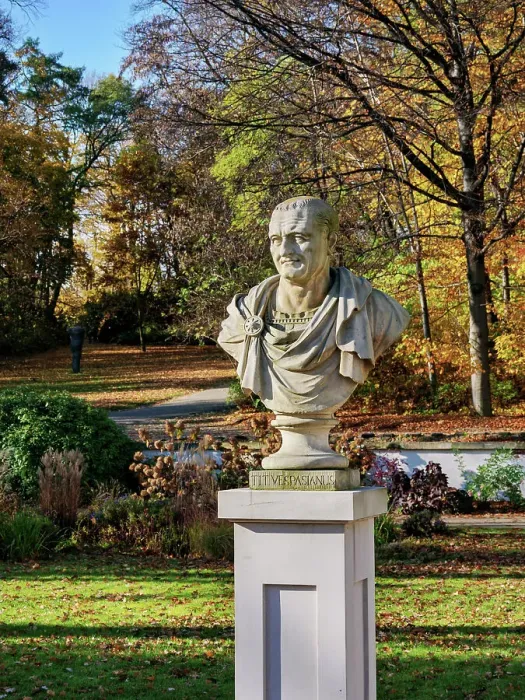 Framed Print : Statue of Titus Caesar Vespasianus, Lazienki Park or Royal Baths Park, Warsaw, Masovian Voivodeship, Poland Framed Print : Statue of Titus Caesar Vespasianus, Lazienki Park or Royal Baths Park, Warsaw, Masovian Voivodeship, Poland
