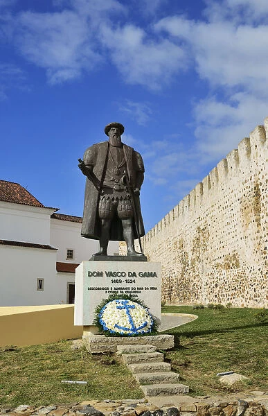 Statue of Vasco da Gama in his birthplace of Sines