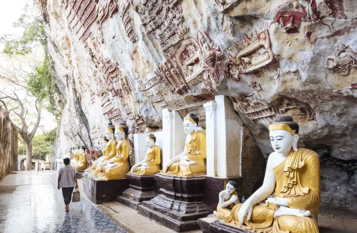 Framed Print : Statues of Buddha, Kaw Gon Cave, Hpa-an, Kayin State. Myanmar, Asia