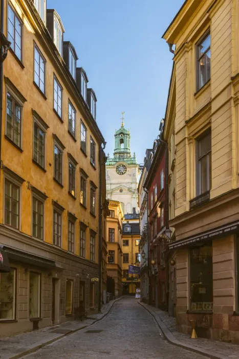 Framed Print : Stockholm, Sweden, Northern Europe. Narrow streets in Gamla Stan (old town) Framed Print : Stockholm, Sweden, Northern Europe. Narrow streets in Gamla Stan (old town)