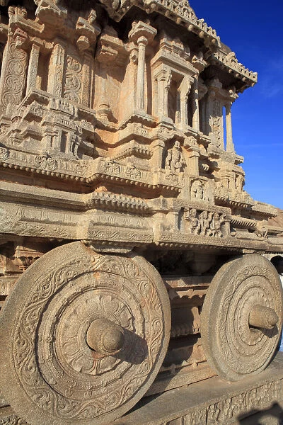 Stone carved chariot, Vittala Temple (16th century), Hampi, Karnataka, India