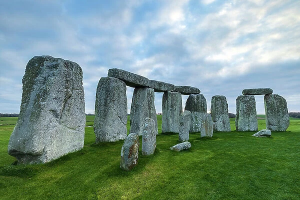 Stonehenge Stone Circle, Wiltshire, England, UK