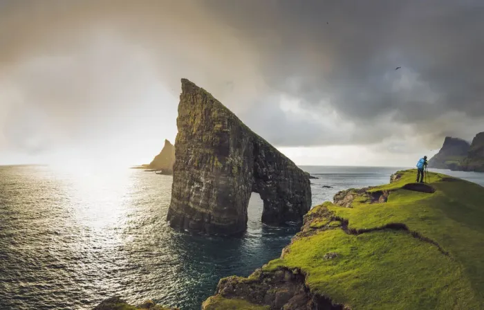 Framed Print : Stori Drangur sea stack (Drangarnir) at sunset. Vagar, Faroe Islands Framed Print : Stori Drangur sea stack (Drangarnir) at sunset. Vagar, Faroe Islands