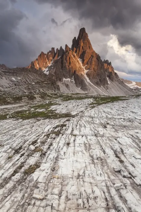 Framed Print : Storm over Paterno peak, Locatelli refuge, Sexten Dolomites, Trentino Alto Adige, Italy Framed Print : Storm over Paterno peak, Locatelli refuge, Sexten Dolomites, Trentino Alto Adige, Italy