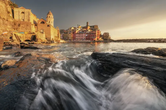 Framed Print : A stormy evening of early spring in Vernazza, Cinque Terre, Italy Framed Print : A stormy evening of early spring in Vernazza, Cinque Terre, Italy