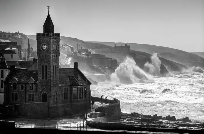 Framed Print : Stormy seas, Porthleven, Lizard Peninsula, Cornwall, England
