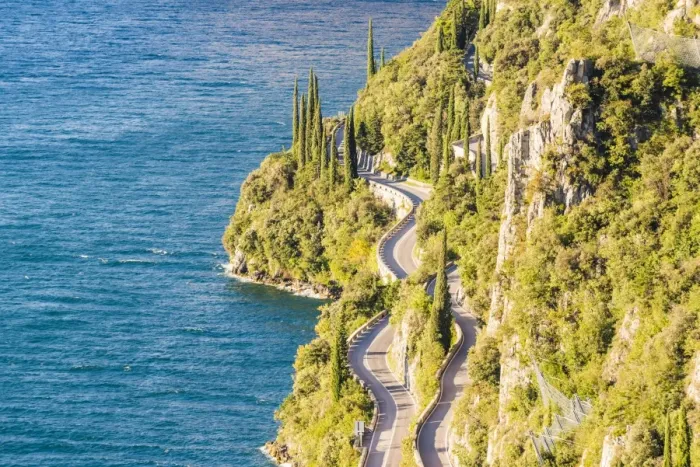 Framed Print : Strada della Forra, Tremosine, lake Garda, Brescia district, Lombardy, Italy Framed Print : Strada della Forra, Tremosine, lake Garda, Brescia district, Lombardy, Italy